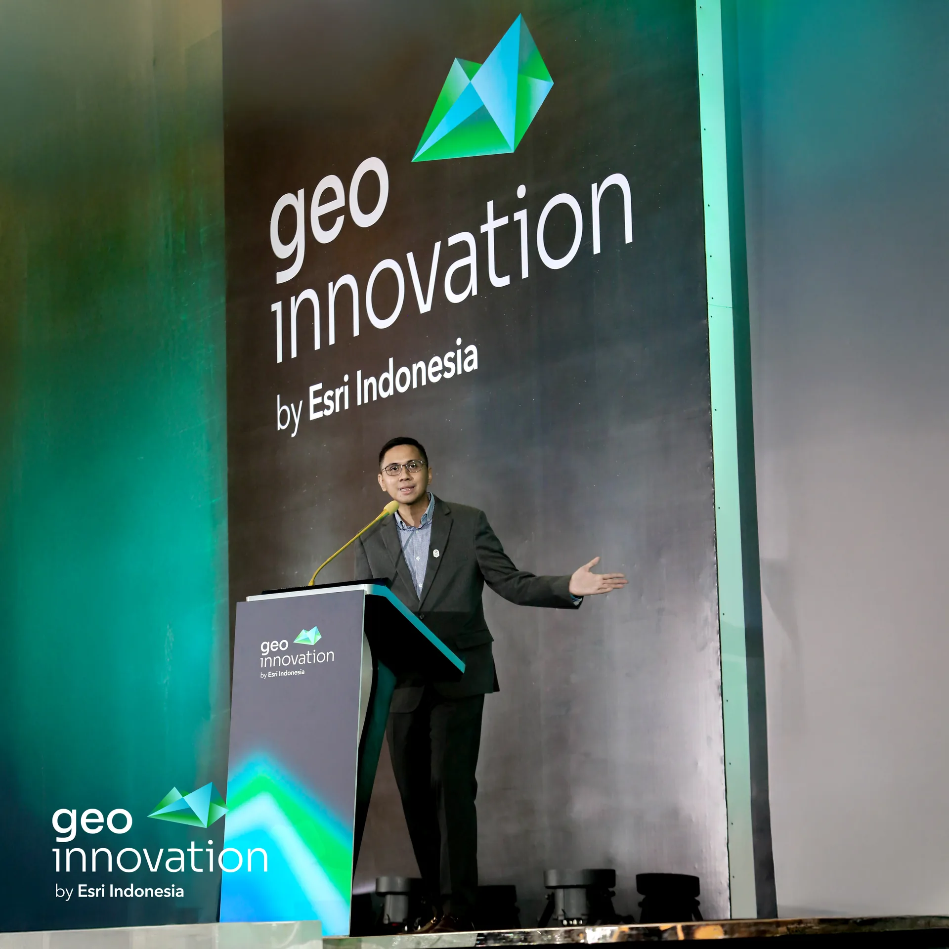 Esri Malaysia — 1